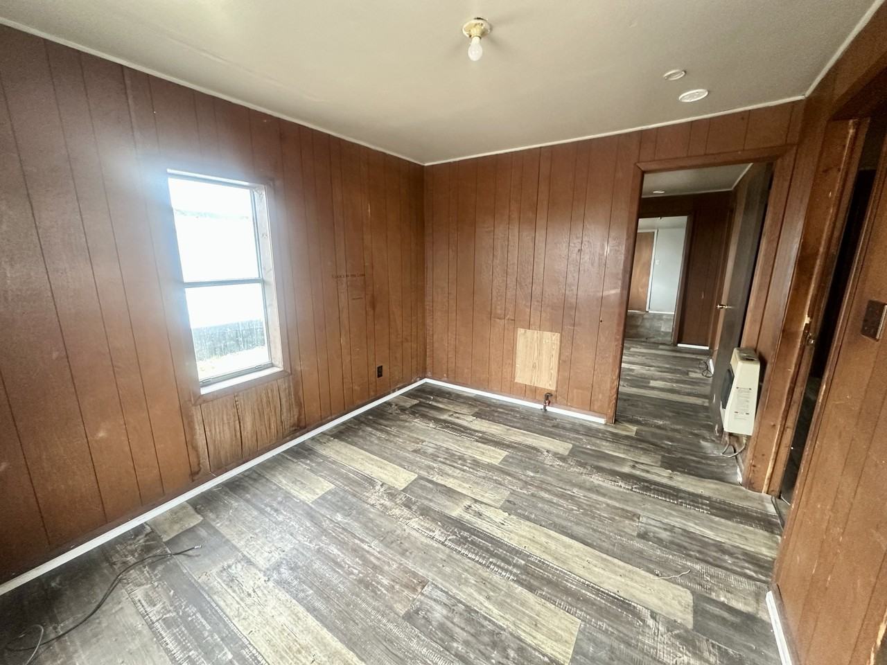 718 18th St N - Photo 5 of 8