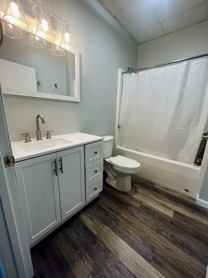 975 Dugan St #8 - Photo 5 of 9