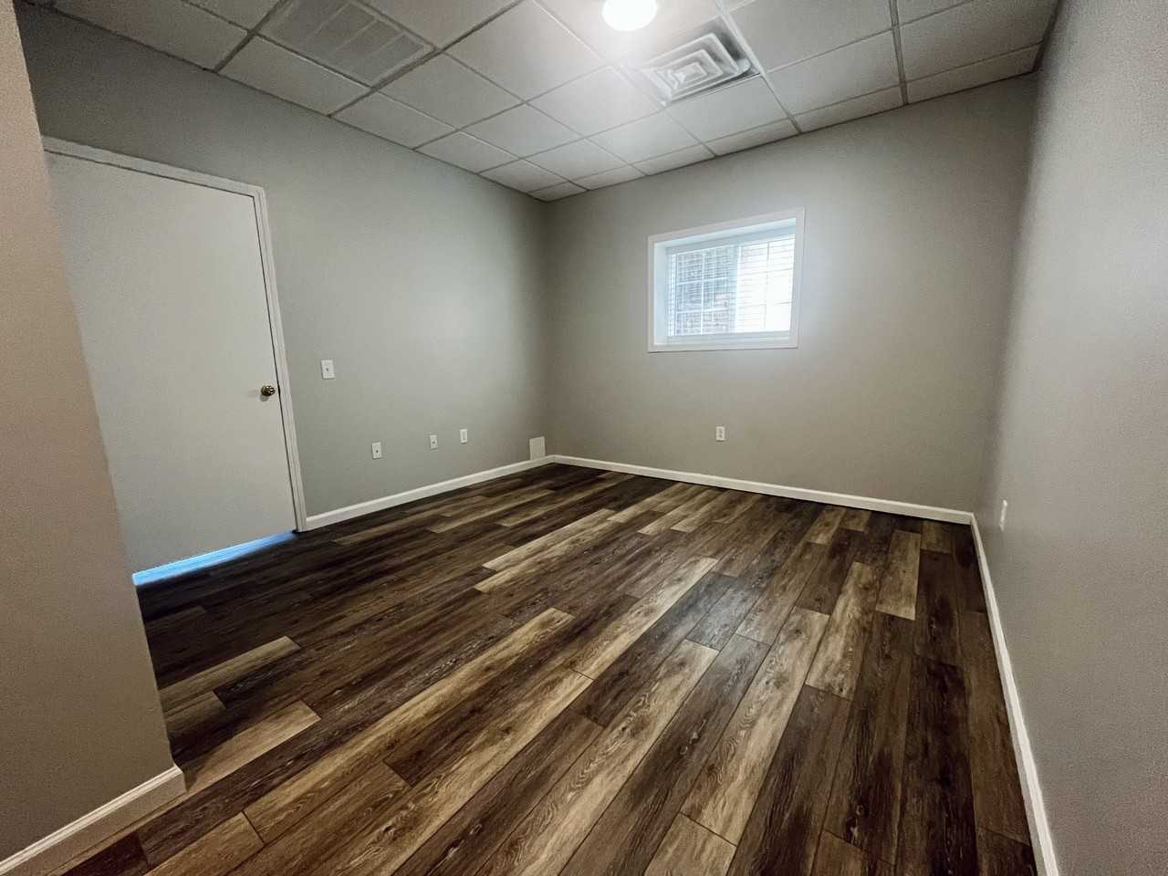 975 Dugan St #8 - Photo 6 of 9