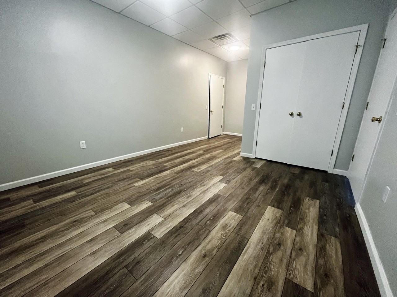 975 Dugan St #8 - Photo 7 of 9