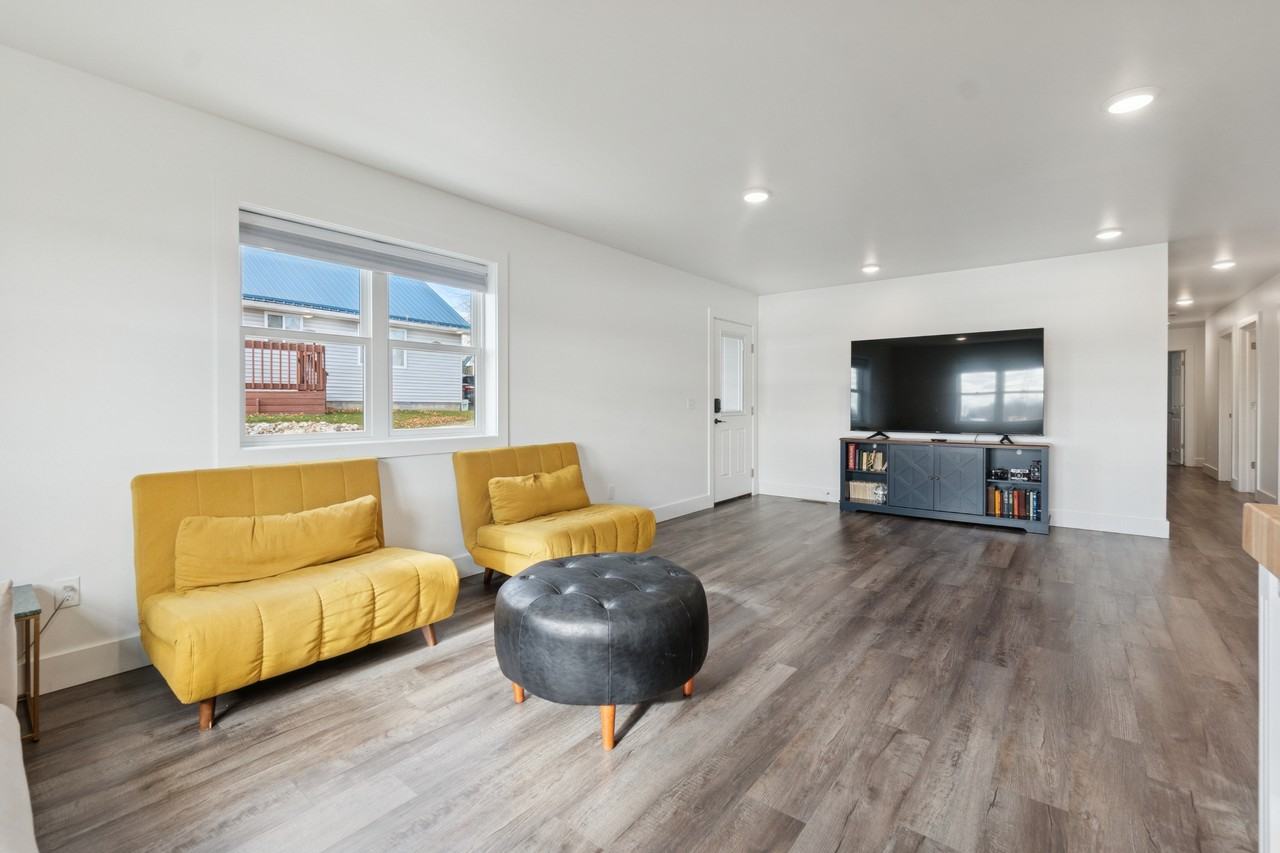 504 W Prospect St #1 - Photo 5 of 24