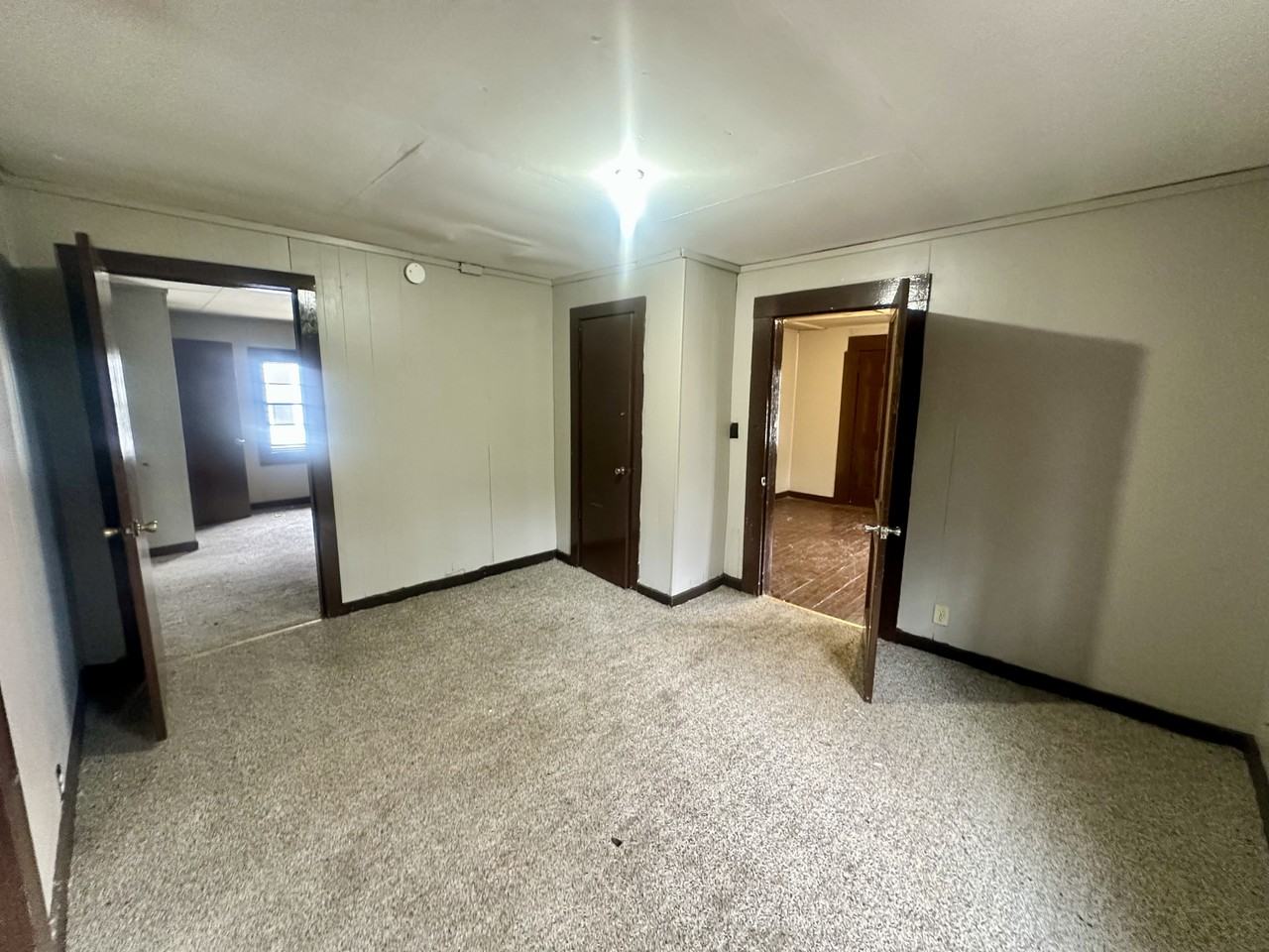 1119 20th St N - Photo 3 of 10