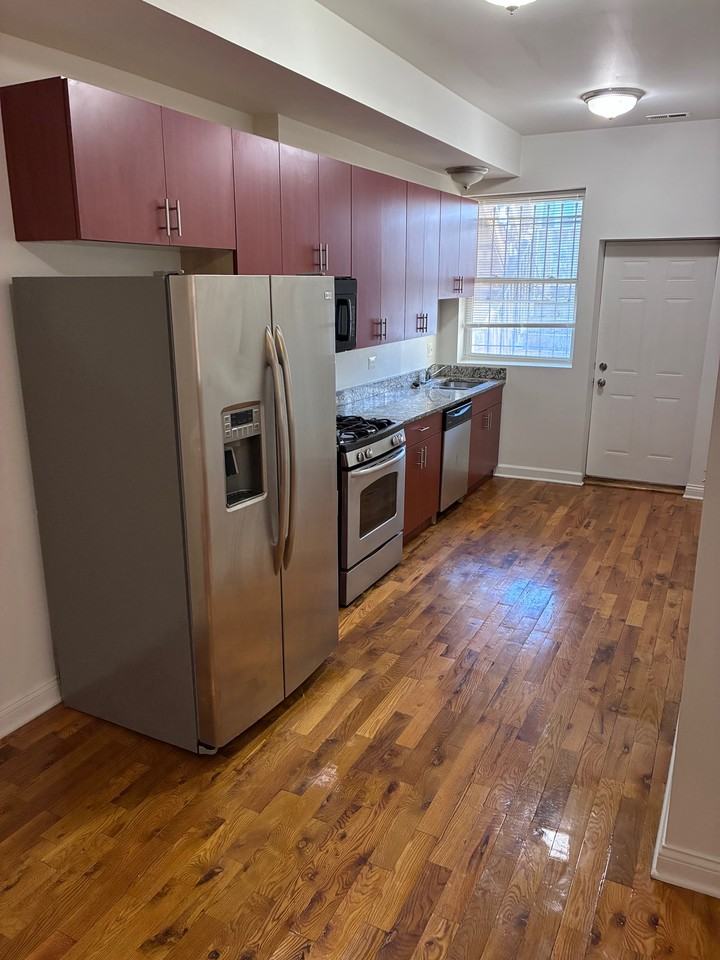 6812 S Normal Blvd #6812-2N - Photo 2 of 11