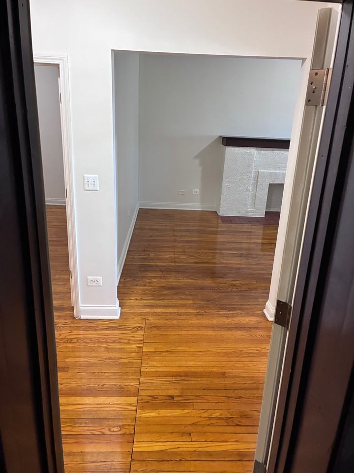 6812 S Normal Blvd #6812-2N - Photo 3 of 11