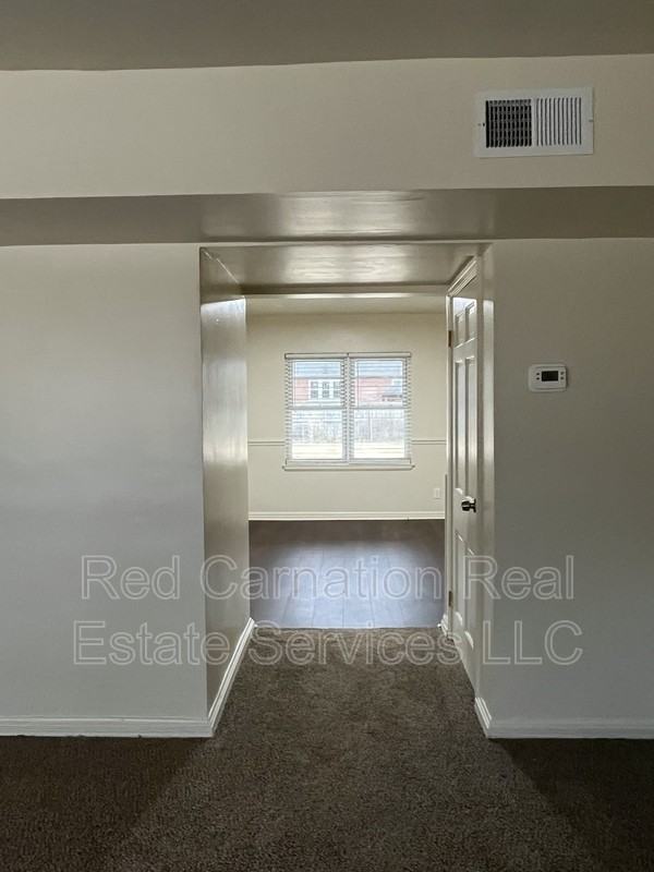 1434 Antoinette Ave - Photo 3 of 28