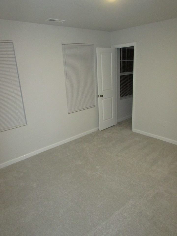 1007 Hemlock Cone Way - Photo 7 of 16