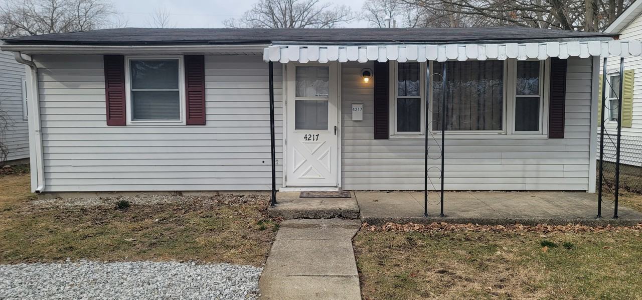 4217 Brown St #NA - Photo 2 of 10