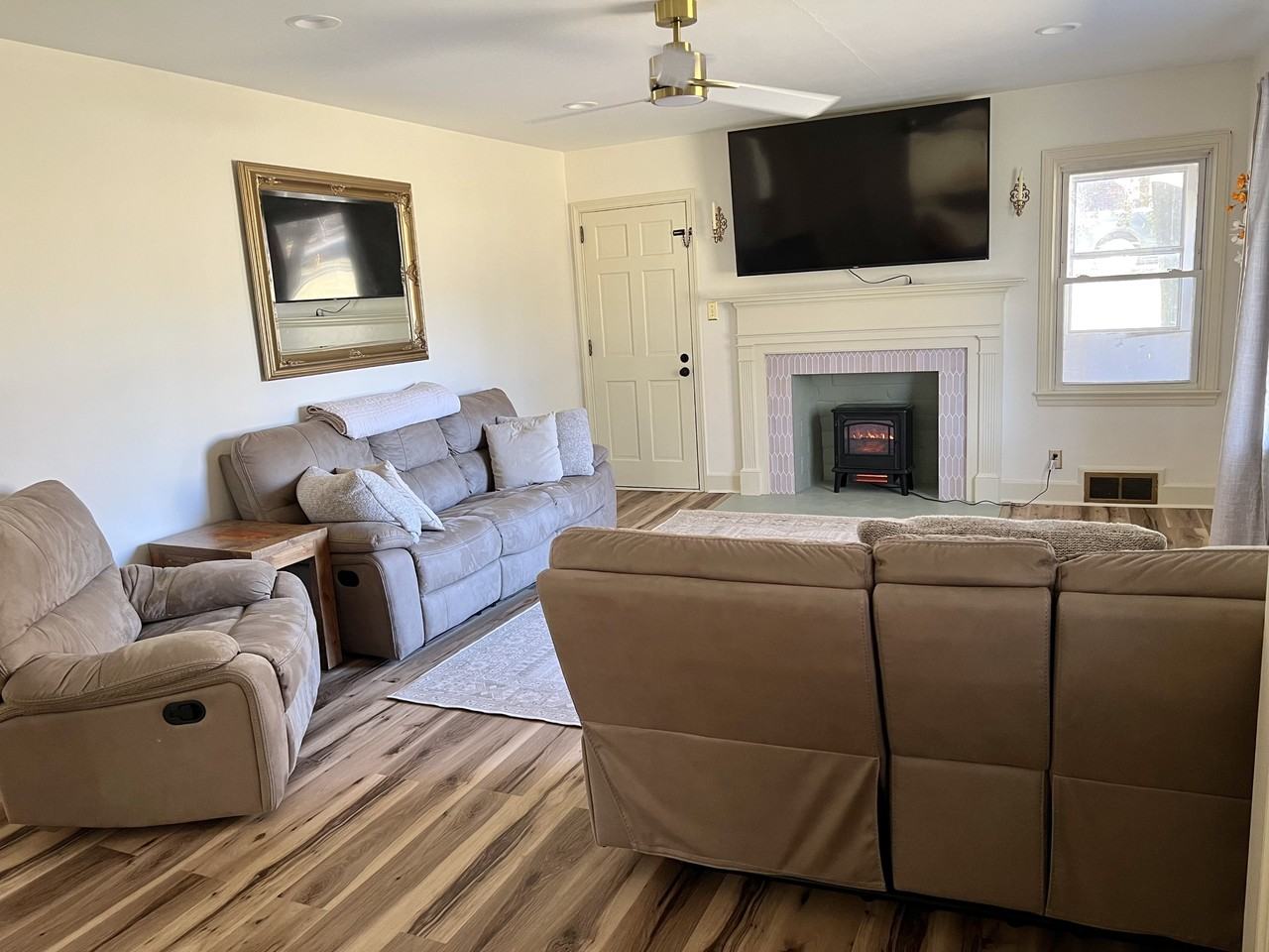 5144 Sunrise Ter #1 - Photo 3 of 6