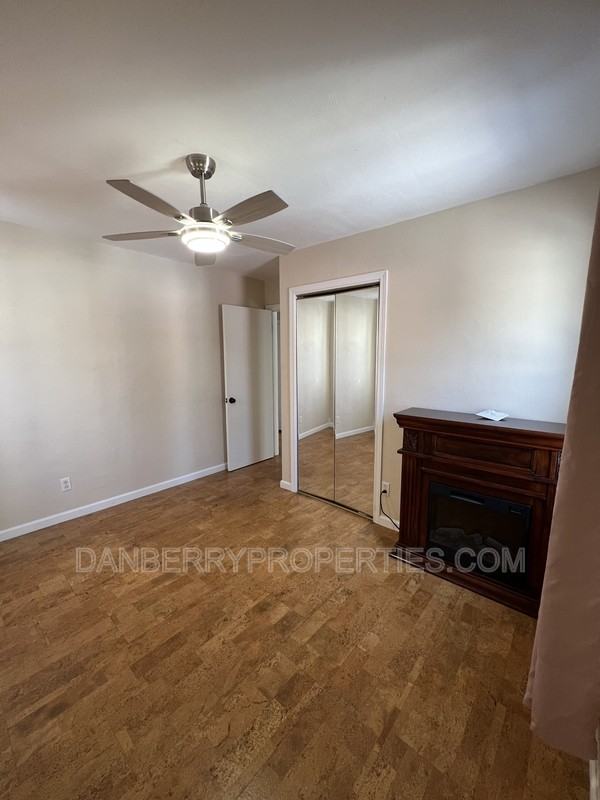 2222 Rood St - Photo 6 of 9