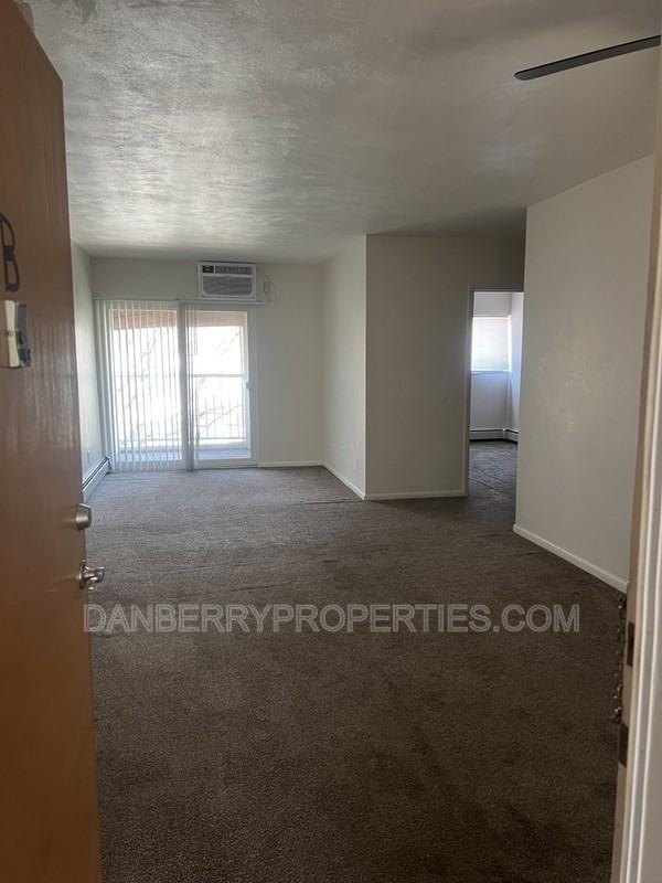 3940 Jackman Rd - Photo 2 of 8