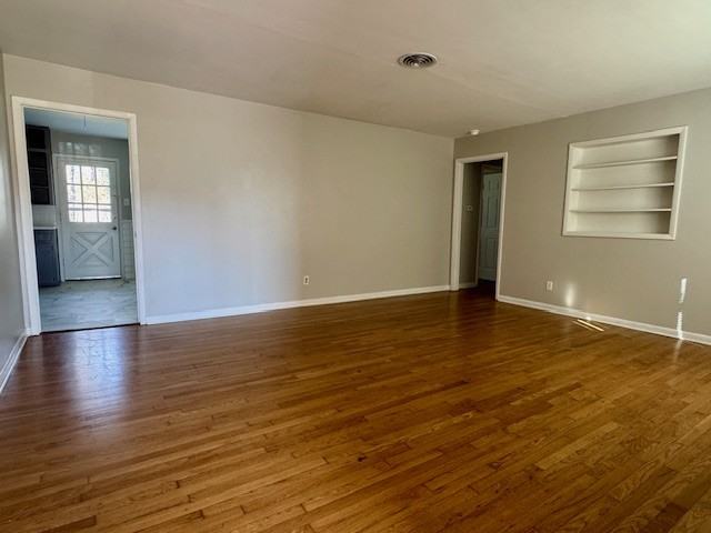 110 W Virginia Ave #1 - Photo 3 of 10