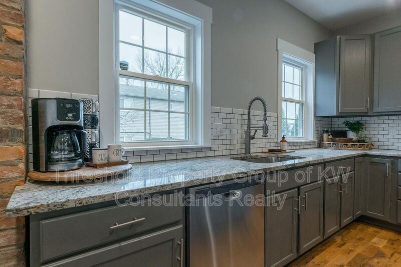 65 E 7th Ave - Photo 7 of 42