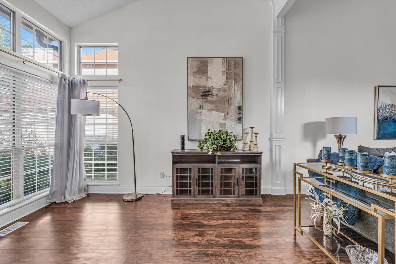 6450 Bayside North Dr - Photo 5 of 31