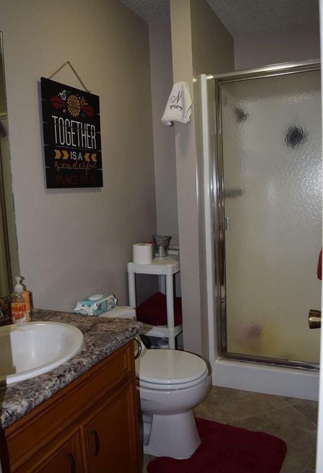 878 W Hawthorne Rd #1 - Photo 5 of 26