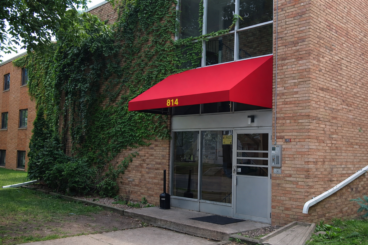 810-8TH - Photo 2 of 43