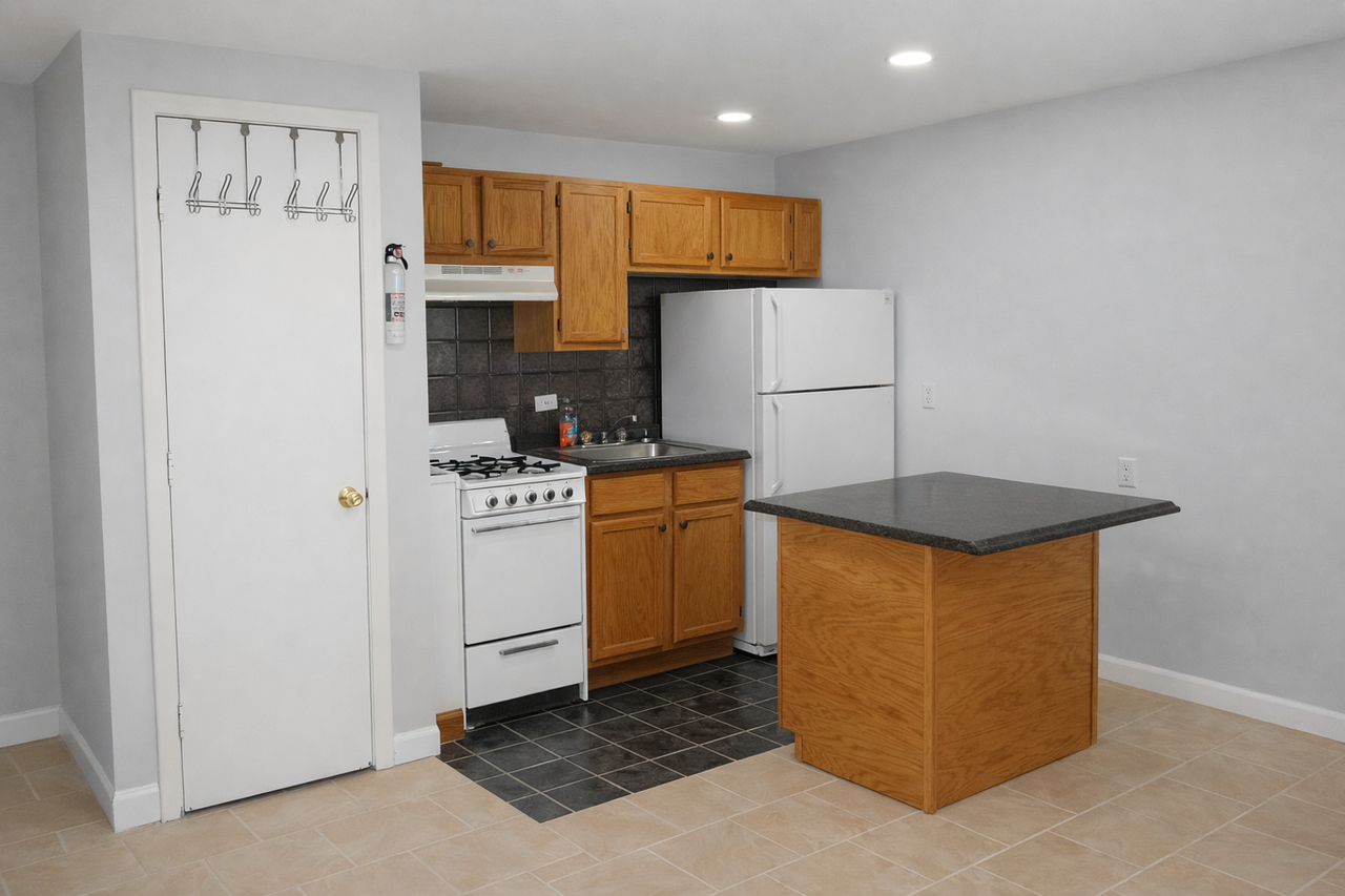 810-8TH - Photo 7 of 43