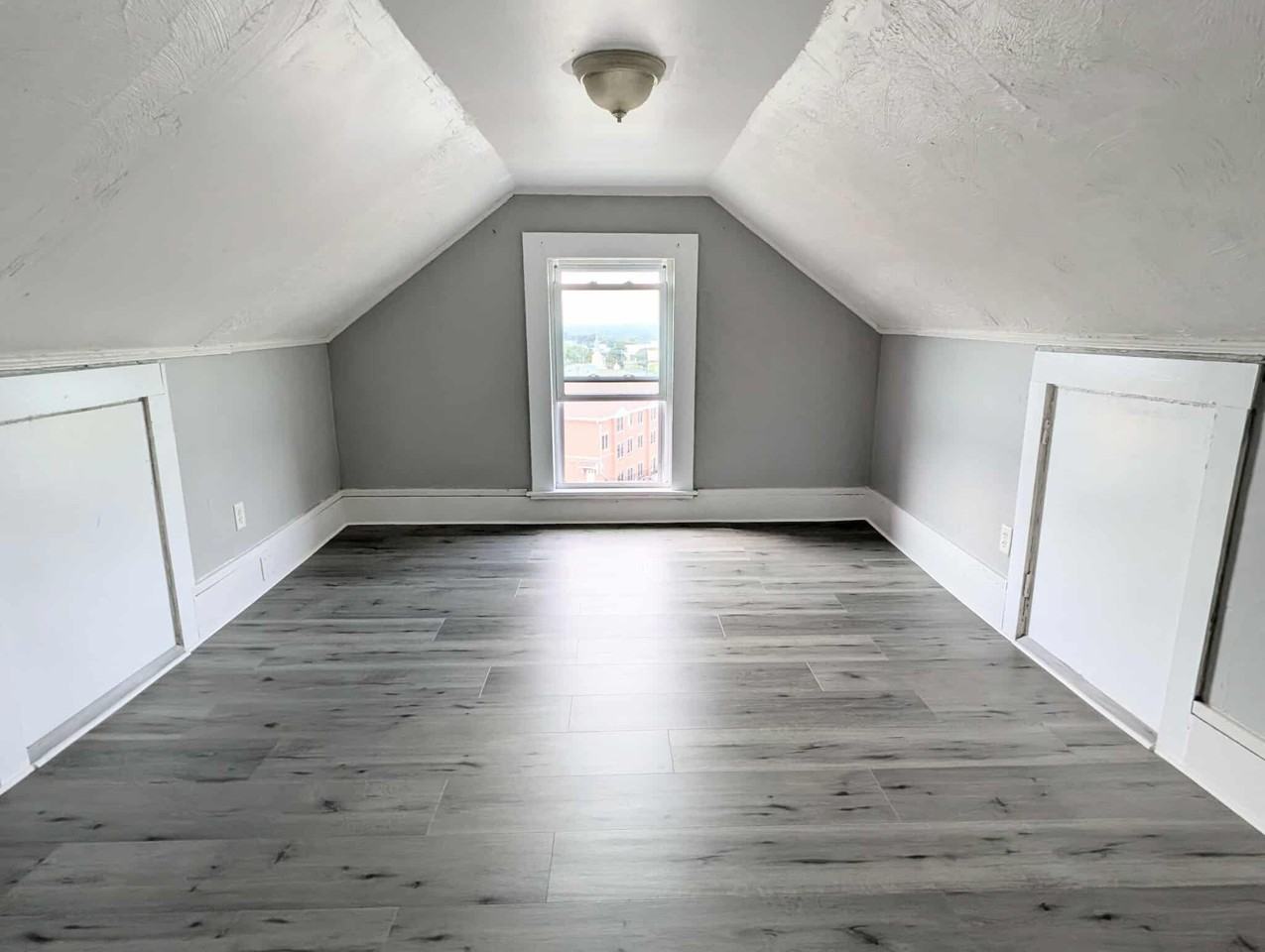 31 Vernon St #4FL - Photo 2 of 10