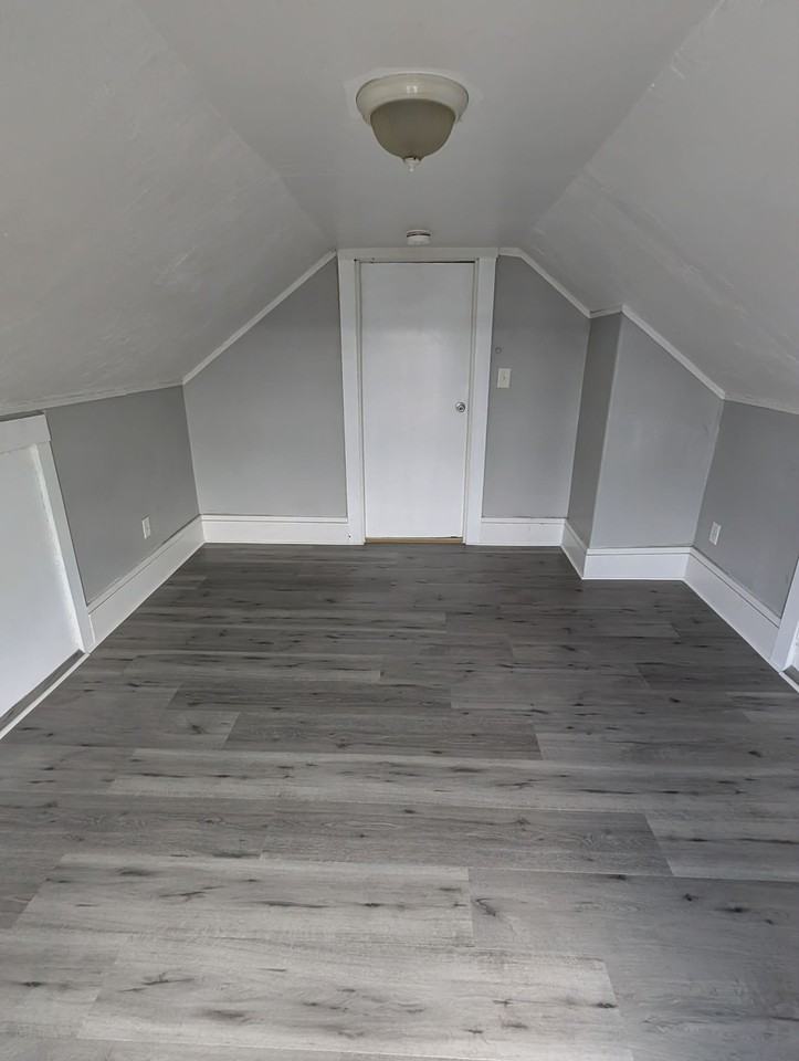 31 Vernon St #4FL - Photo 3 of 10