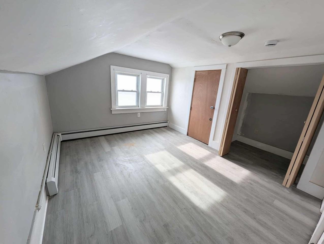 31 Vernon St #4FL - Photo 5 of 10