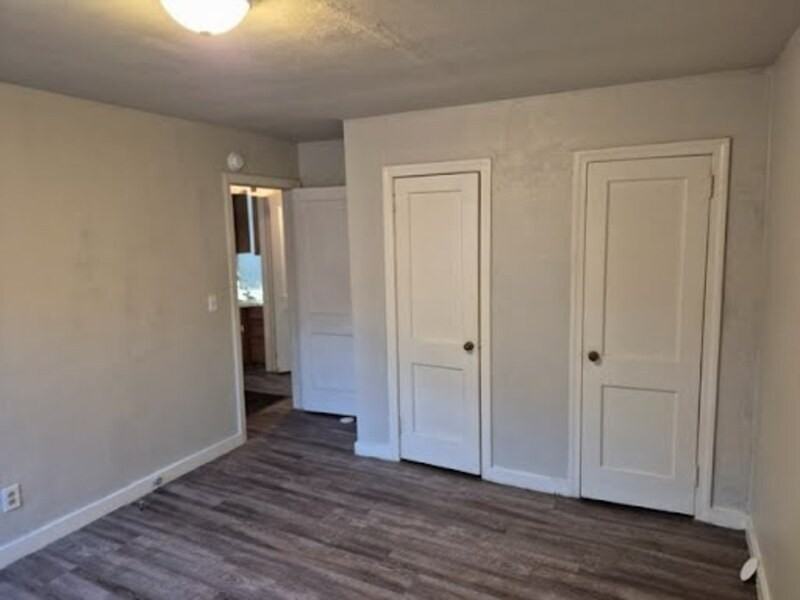 3251 Meadow Ln - Photo 4 of 11