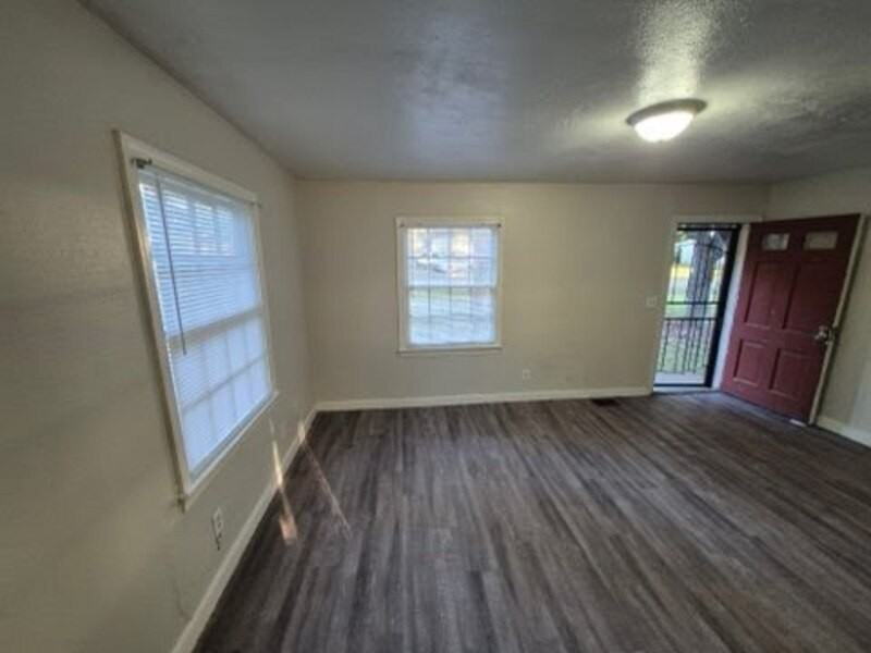 3251 Meadow Ln - Photo 6 of 11