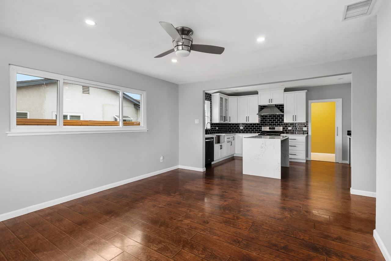 5051 Providence Rd #1 - Photo 7 of 33