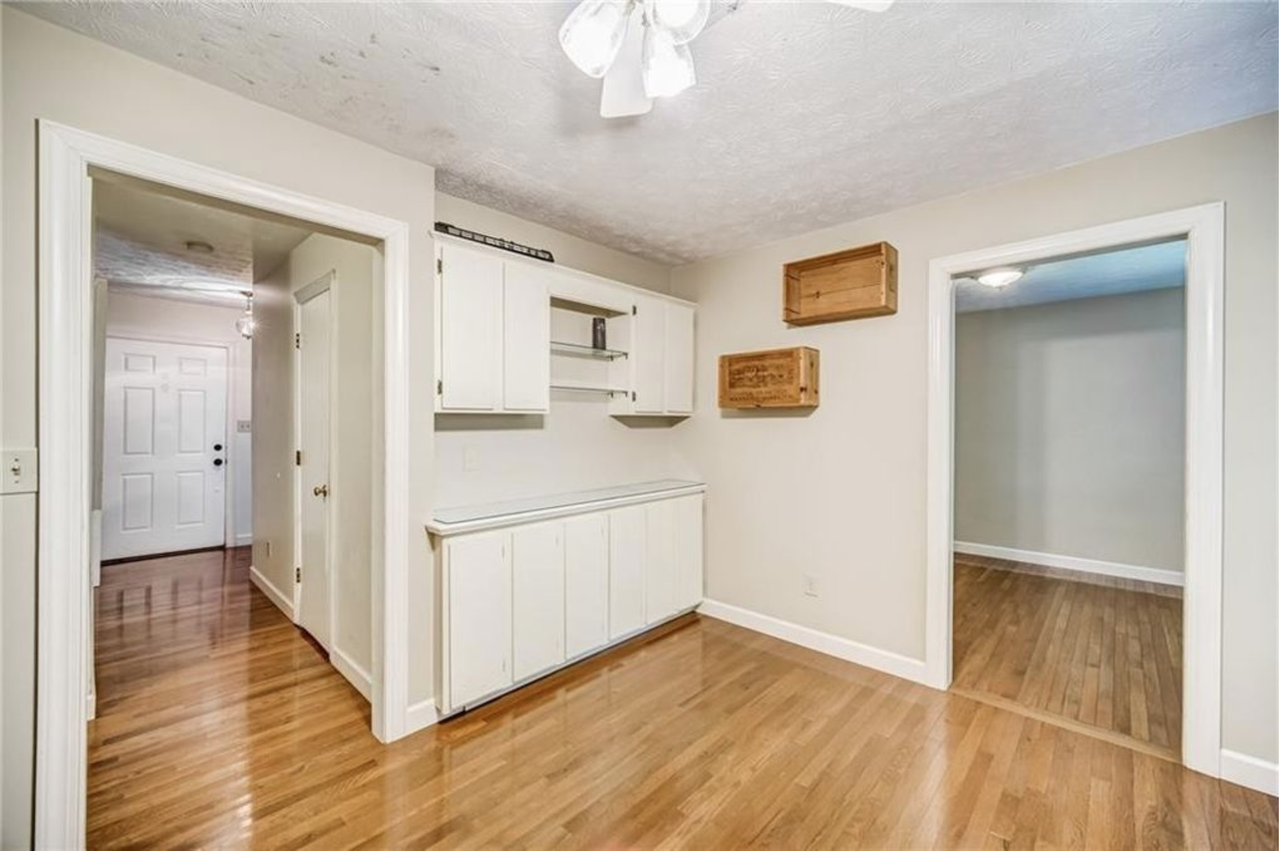 10385 Rillridge Ct #NA - Photo 7 of 17