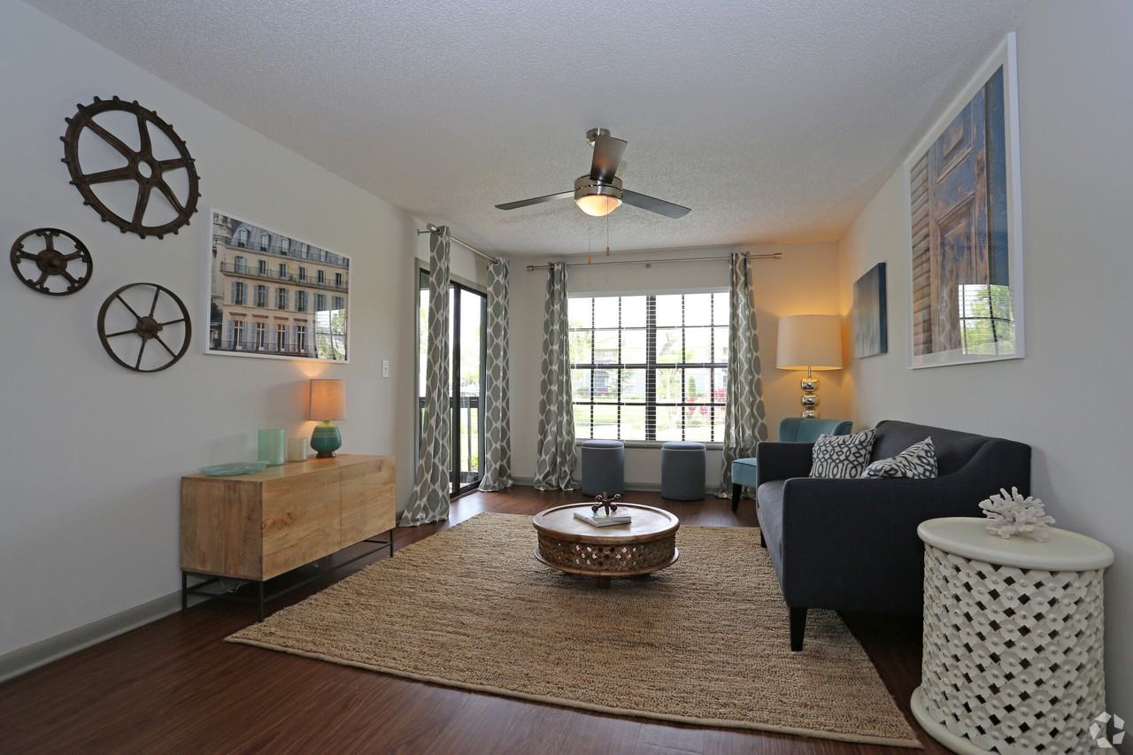 15421 Livingston Ave #2 - Photo 6 of 14