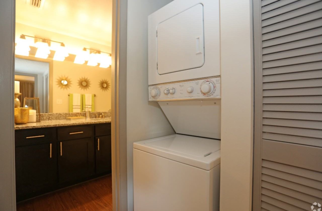 15421 Livingston Ave #2 - Photo 7 of 14