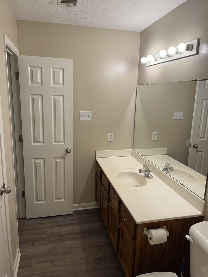 37 Blair Rd #B - Photo 6 of 13