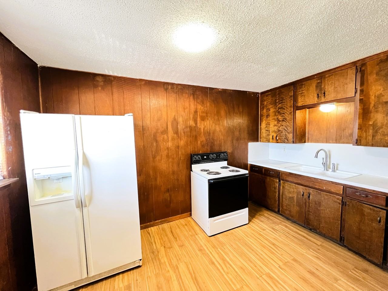 913 S 17th St #913 - Photo 5 of 9