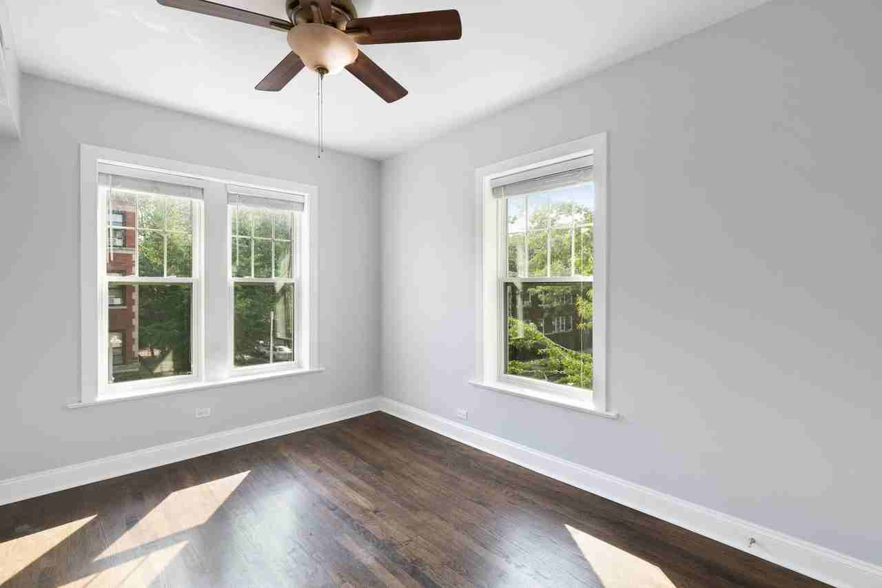 6100-6118 N Winthrop Ave - Photo 3 of 29