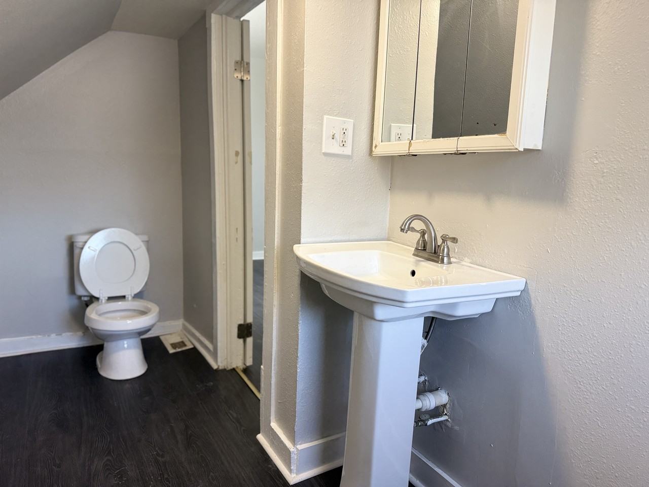 9209 S Woodlawn Ave #2 - Photo 7 of 20