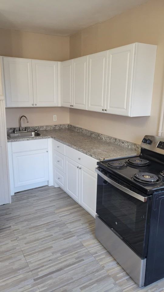 49 Lawlor Street #3N - Photo 4 of 12