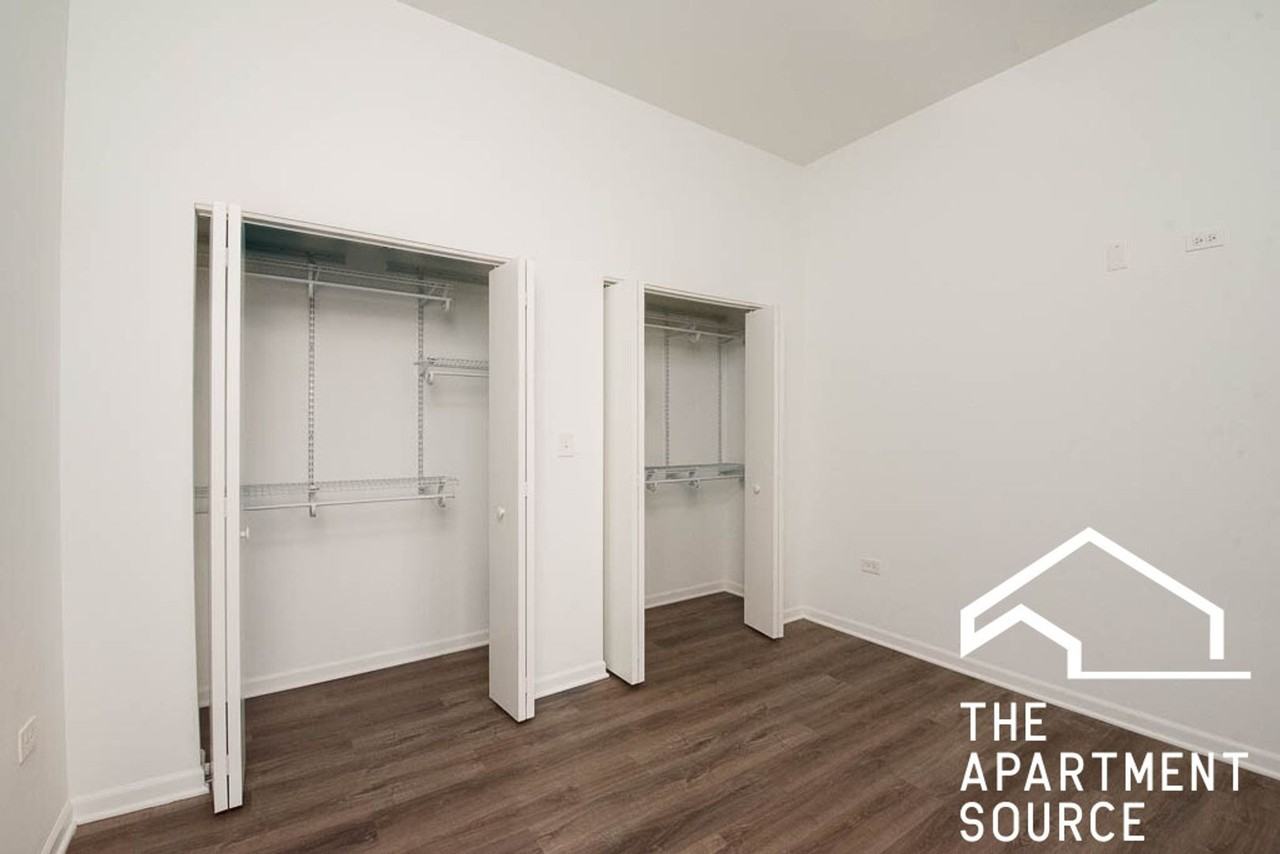 2550 S Wabash Ave #406 - Photo 6 of 16