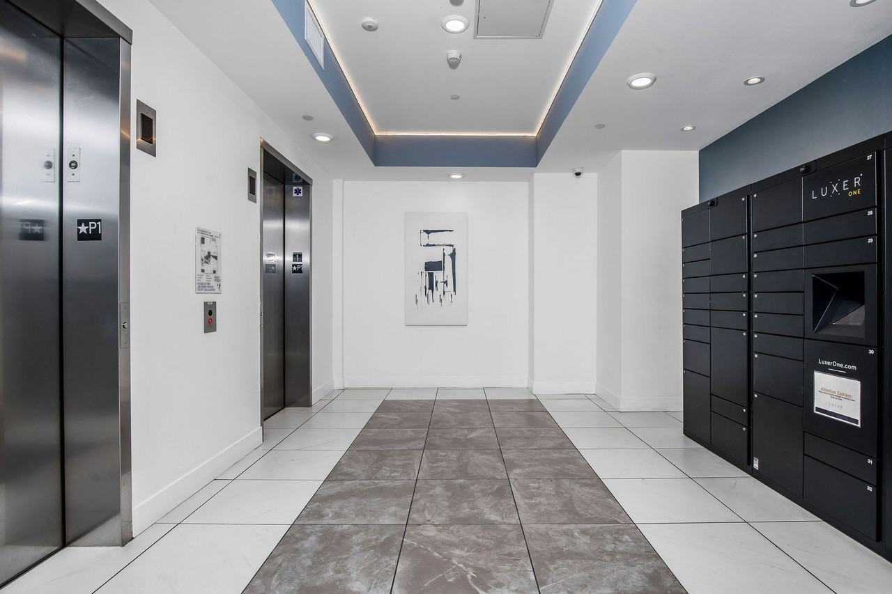 Rhys Building - Photo 3 of 50