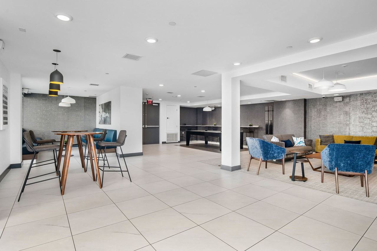 Rhys Building - Photo 6 of 50