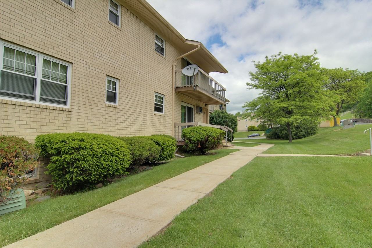 NETCONG HEIGHTS - Photo 6 of 38