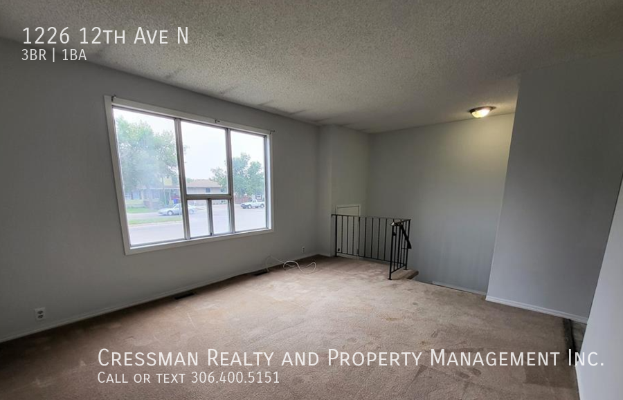 1226 12th Ave N - Photo 2 of 5