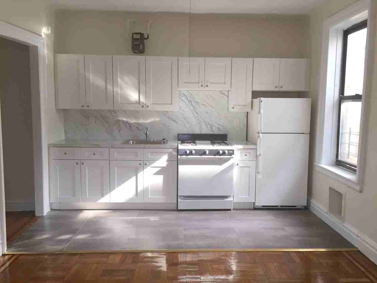 Broadway & Hillside Ave #MT