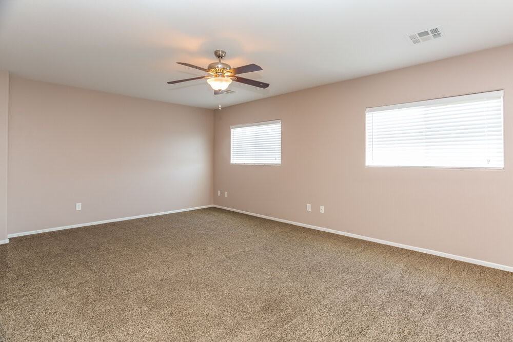 9657 Bouncing Ball St - Photo 6 of 16