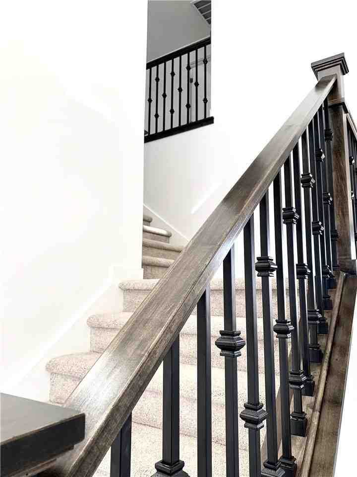 3112 N Park Place St - Photo 6 of 15