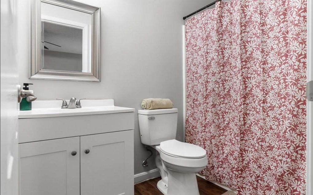 1019 Colonial Dr - Photo 5 of 9