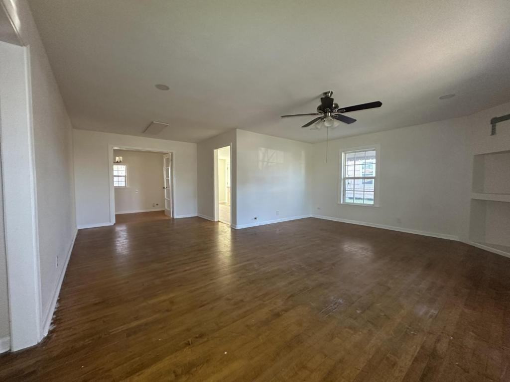 1709 Navidad St - Photo 6 of 24