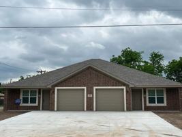 featured image of 2320 Osage Rd