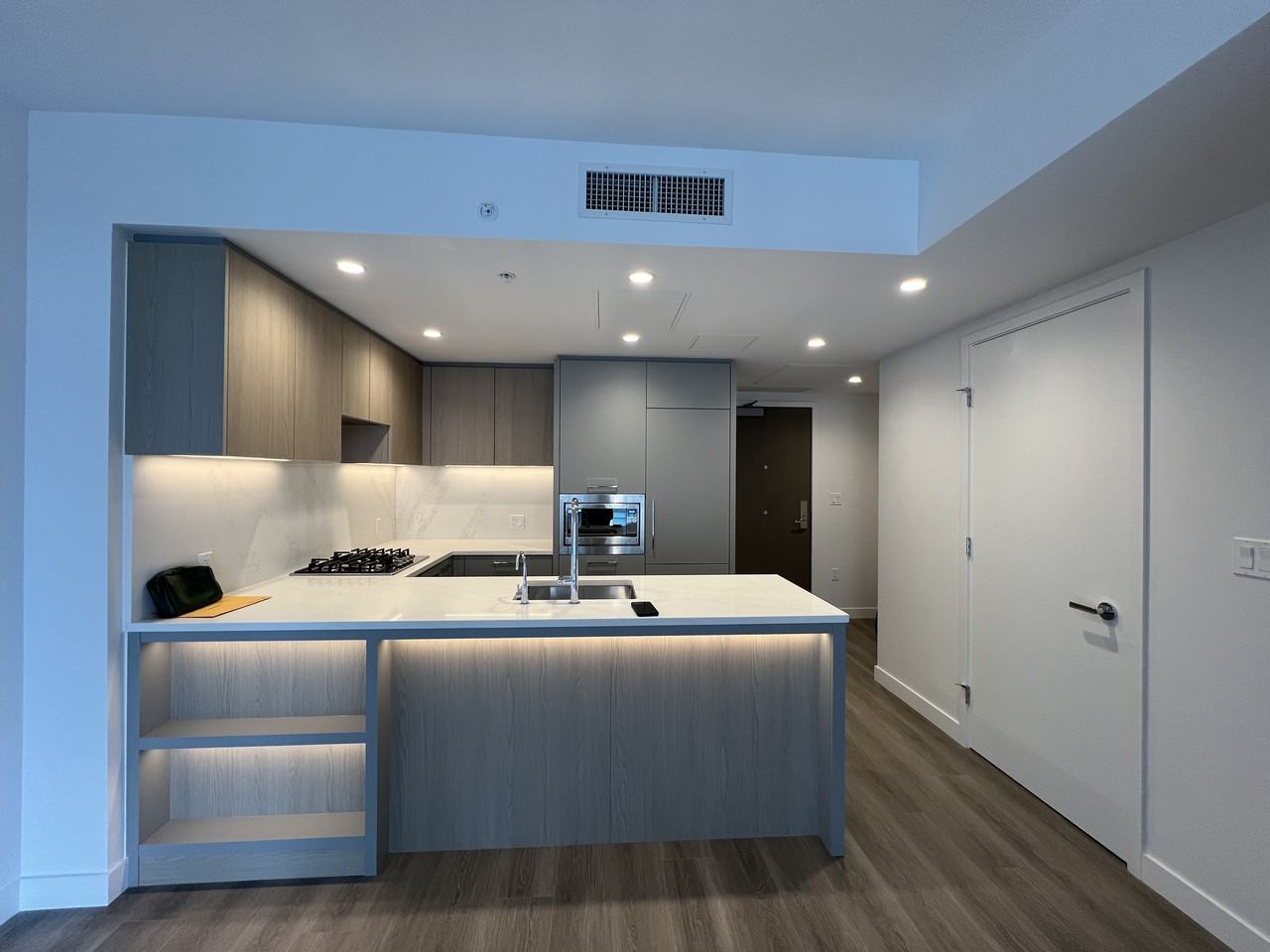 6620 Sussex Avenue #1003 - Photo 5 of 17