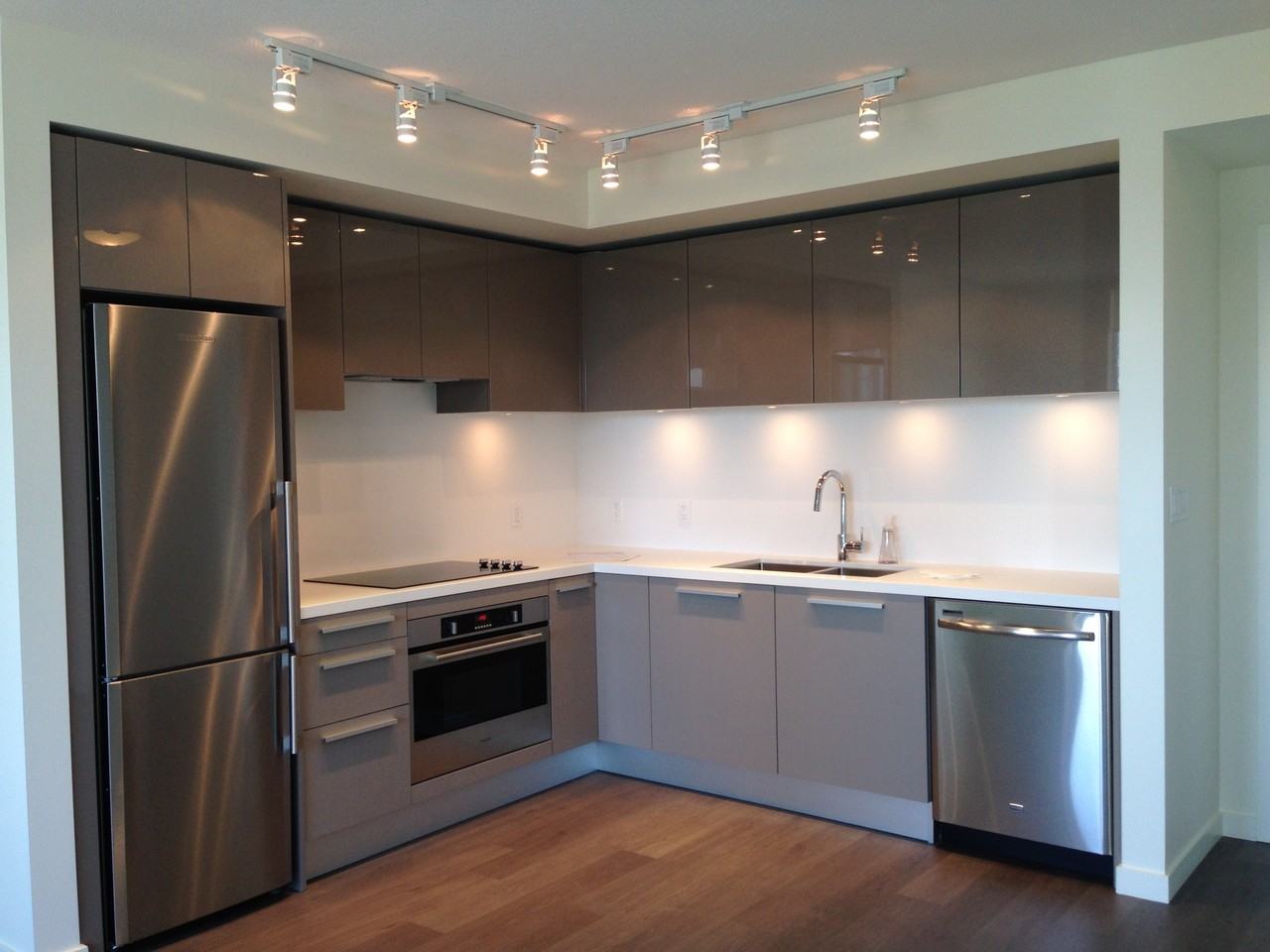 6333 Silver Avenue #1103 - Photo 4 of 9