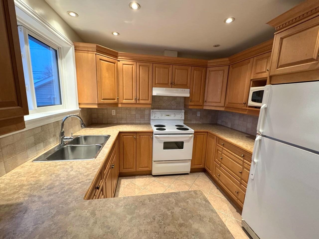 890 Modlin Road - Photo 6 of 17