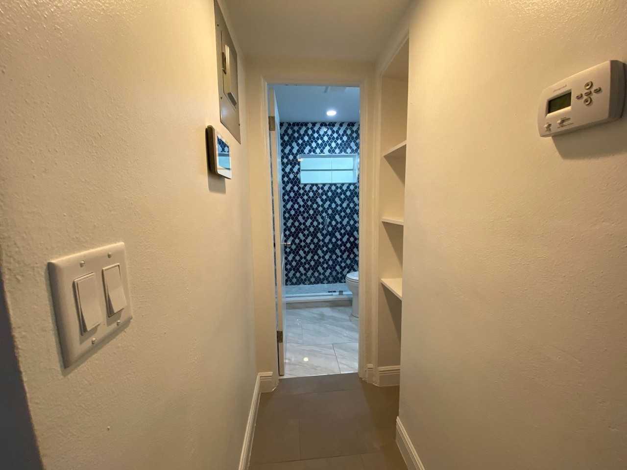 1001 E Pine St - Photo 7 of 14