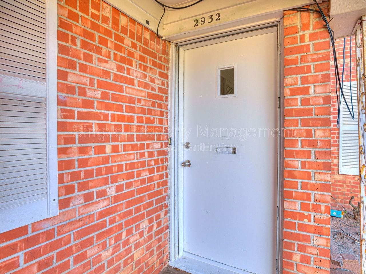 2932 Nw 32nd St - Photo 2 of 14